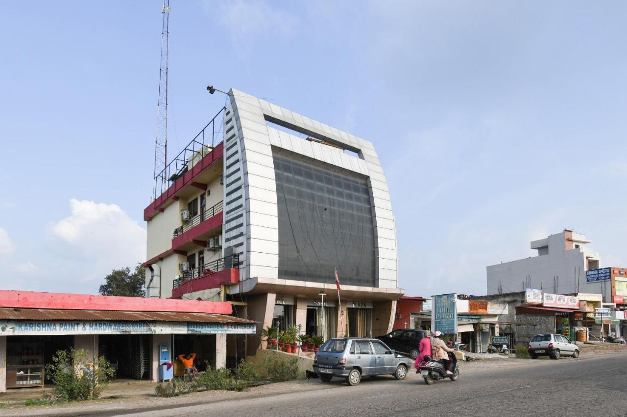 Oyo67033萨希尔广场酒店 Una  外观 照片